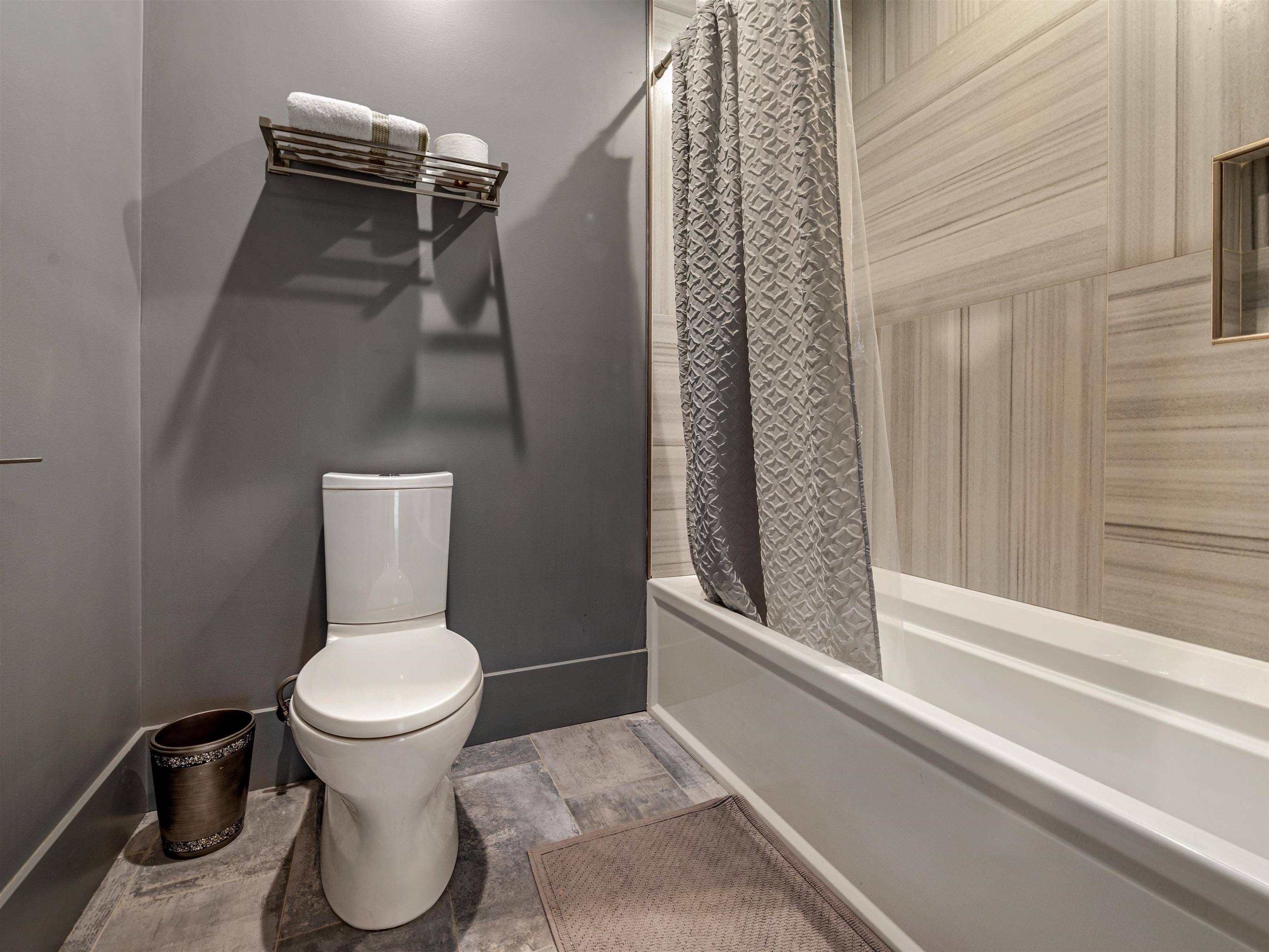 90 Ridgewood Road Huntington, WV 25701 - Photo 14 of 32 Gallery Image 14