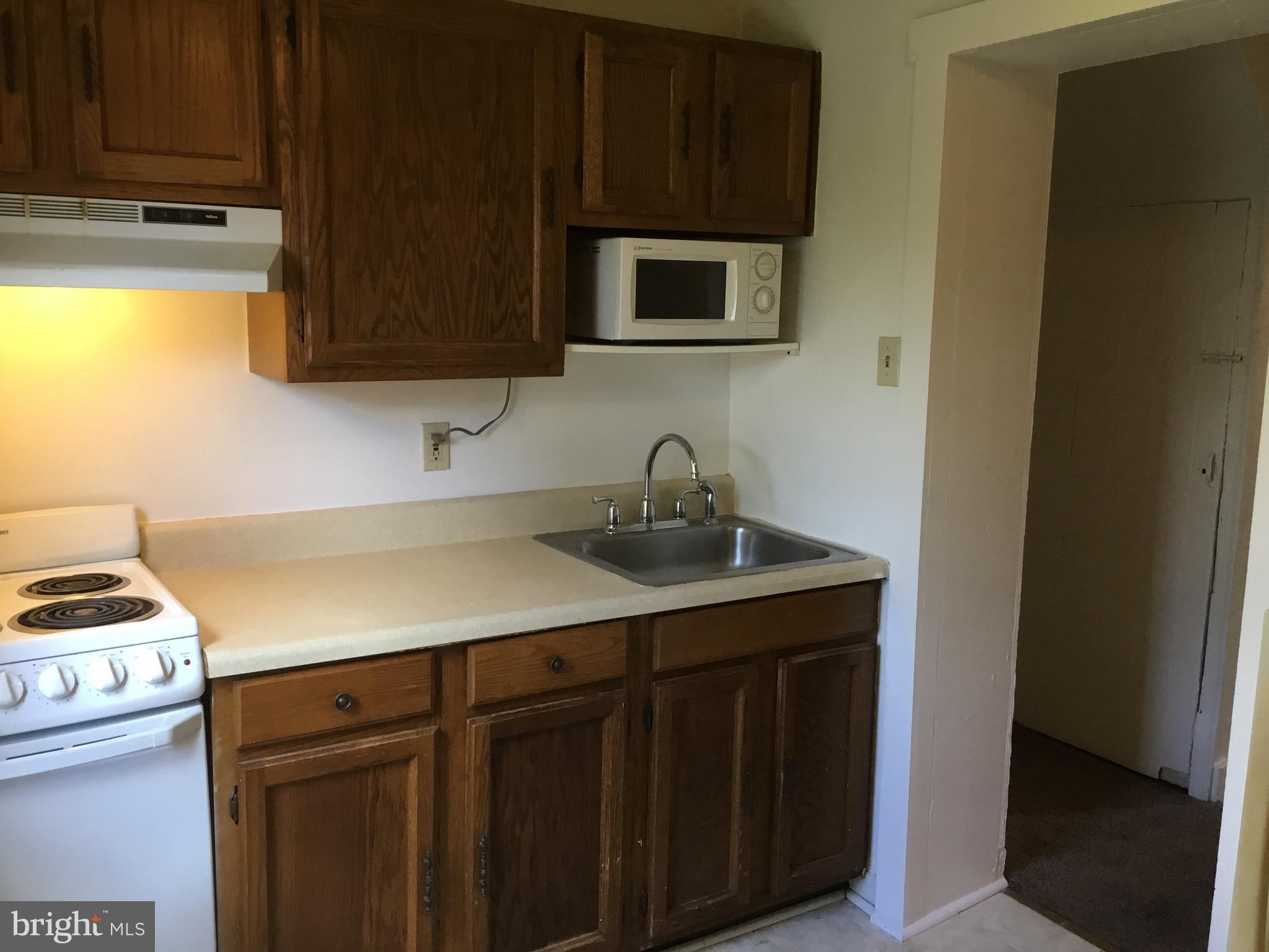 112 Ice Street Frederick, MD 21701 - Photo 23 of 49 110 Kitchen