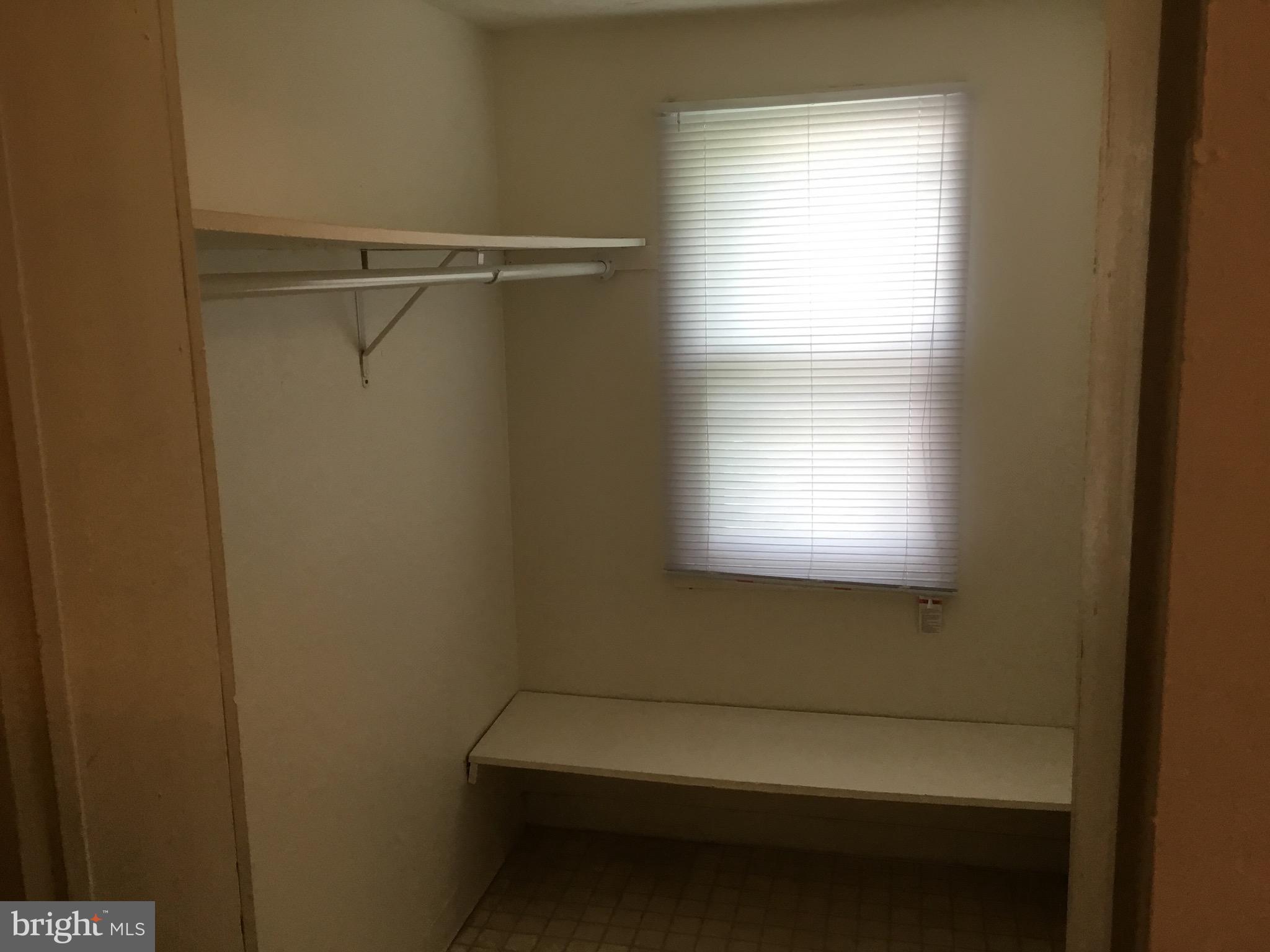 112 Ice Street Frederick, MD 21701 - Photo 29 of 49 110 Walk In Closet