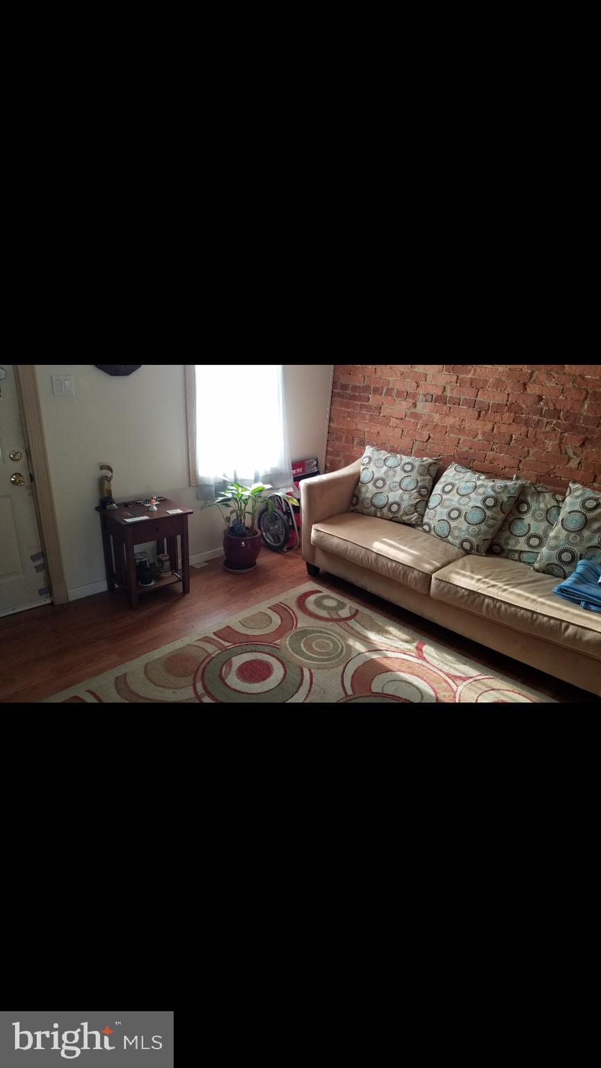 112 Ice Street Frederick, MD 21701 - Photo 33 of 49 108 Living Room