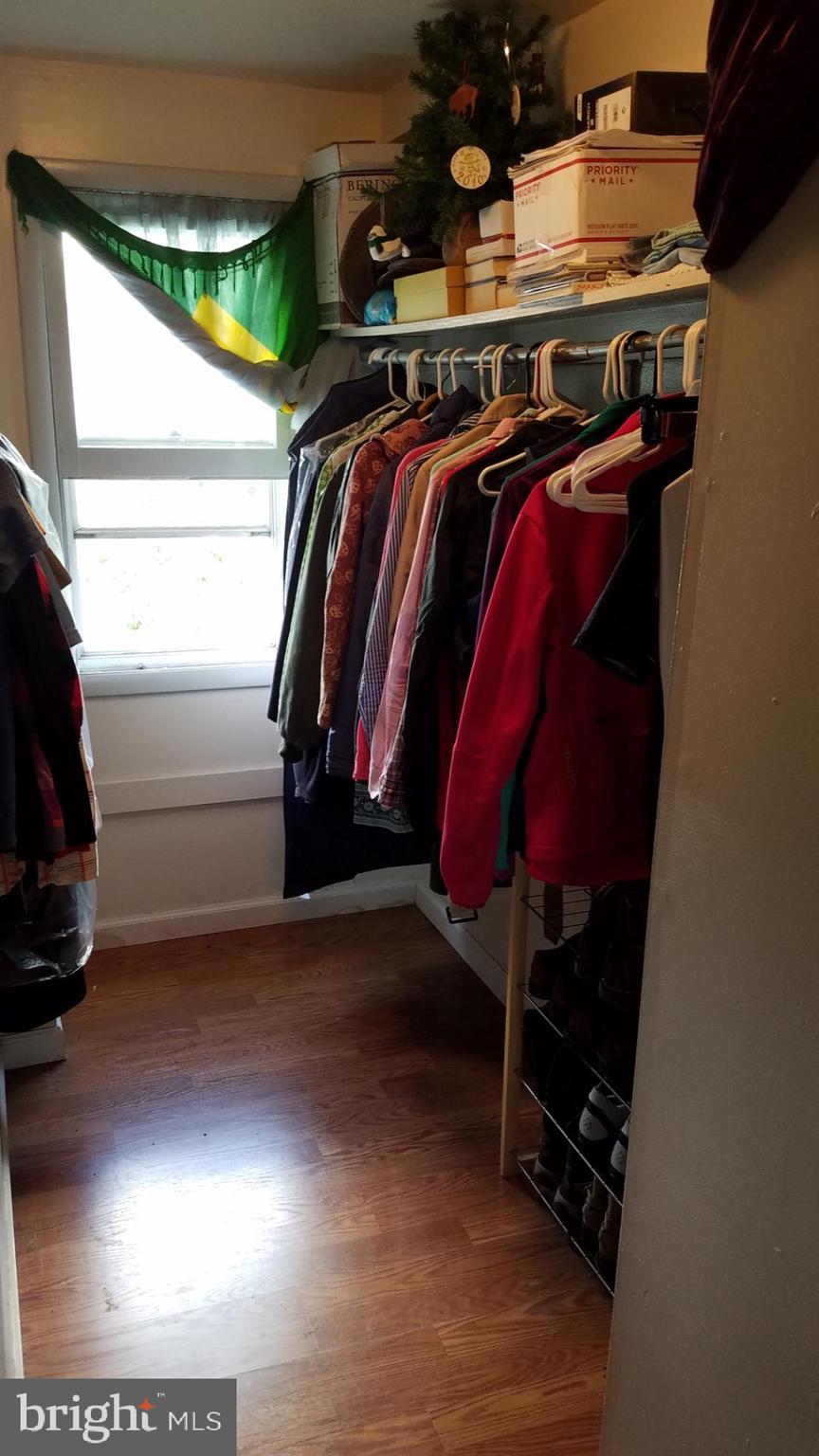 112 Ice Street Frederick, MD 21701 - Photo 39 of 49 108 Walk In Closet