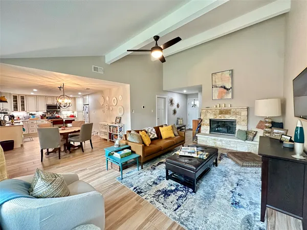 $2,800 | 2715 Alderwood Drive, Austin, TX 78745