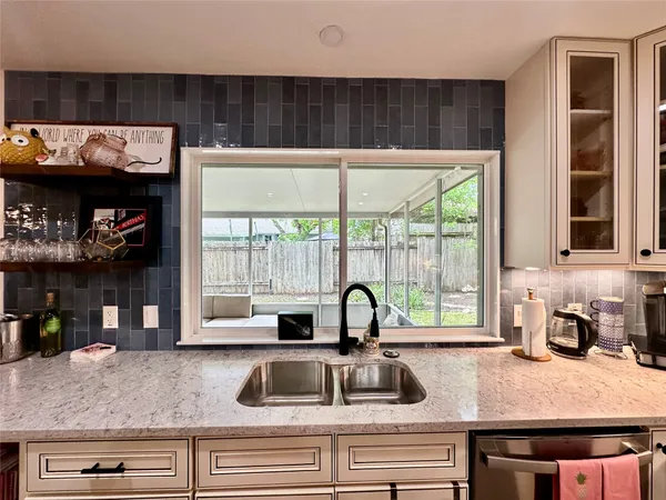 $2,800 | 2715 Alderwood Drive, Austin, TX 78745
