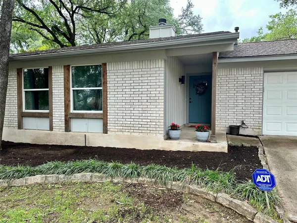 $2,800 | 2715 Alderwood Drive, Austin, TX 78745