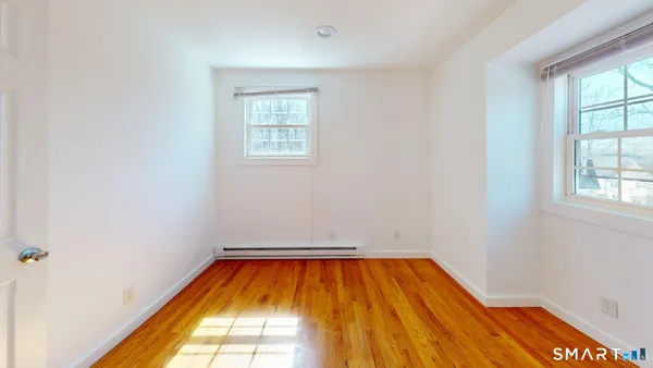 $2,100 | 26 Sunset Terrace, Unit B2, Essex, CT 06426