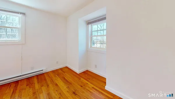 $2,100 | 26 Sunset Terrace, Unit B2, Essex, CT 06426