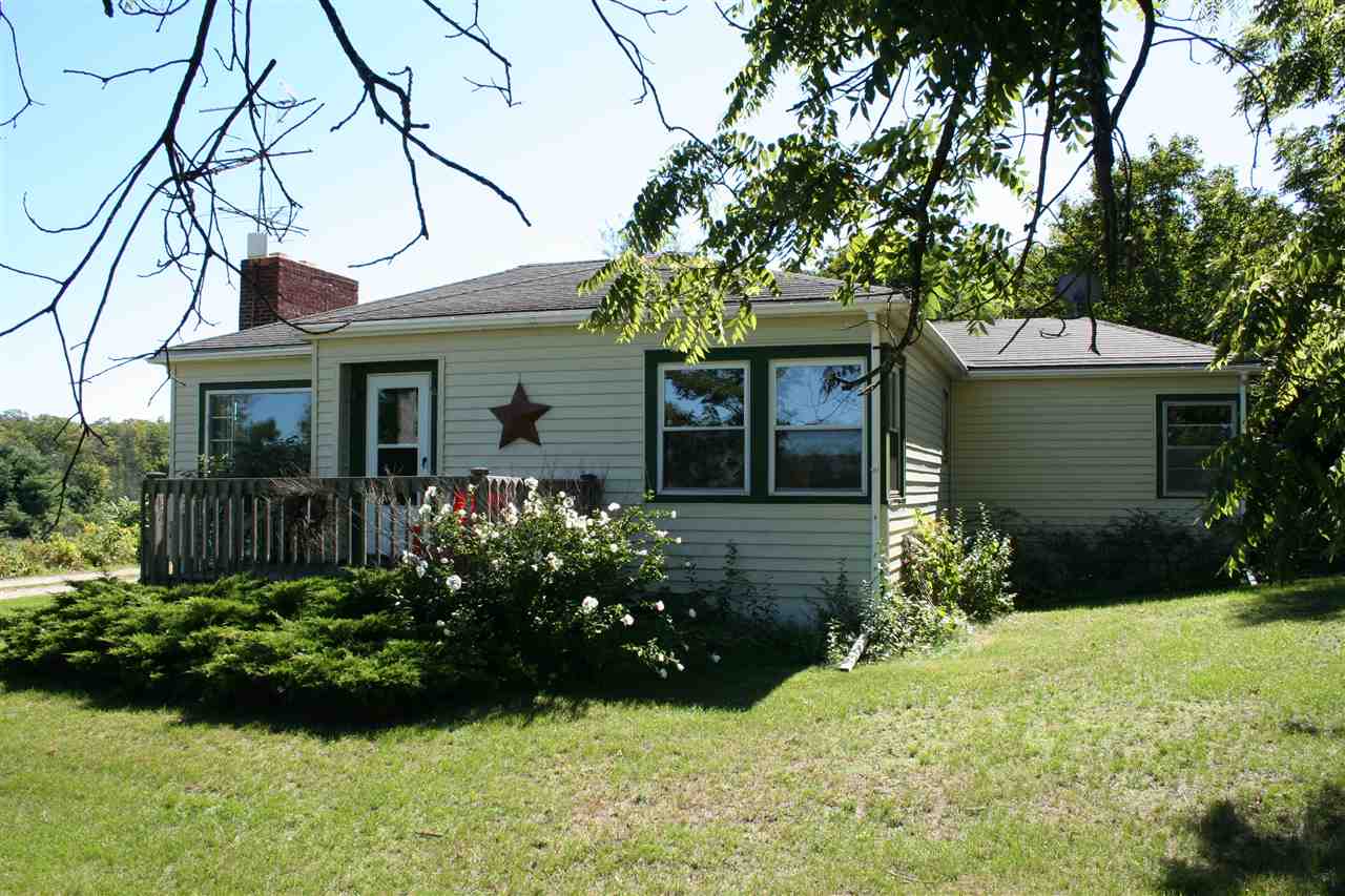 11620 East Tatch Road Suttons Bay, MI 49682 - Photo 1 of 87 1806457.JPG