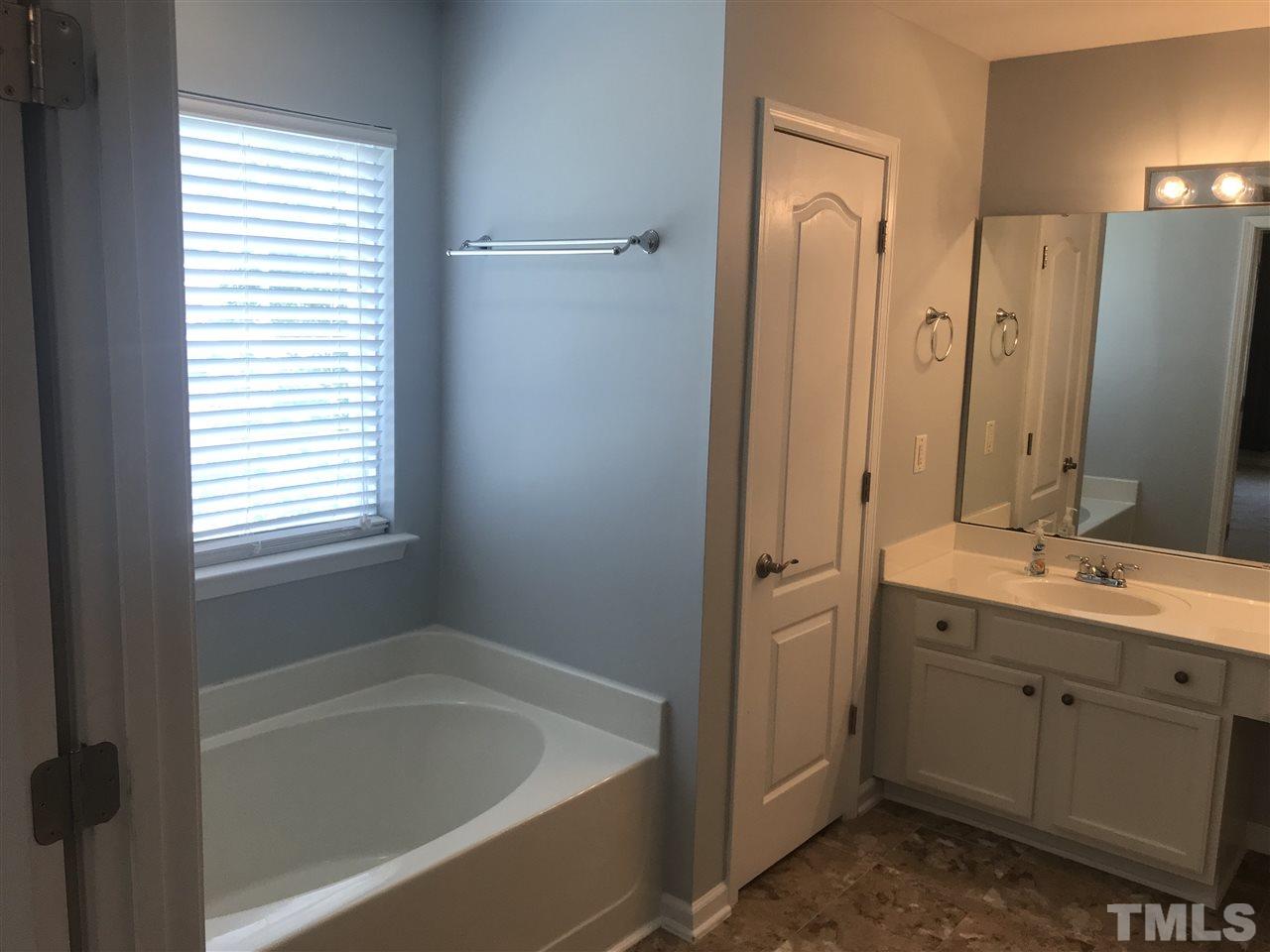 100 Grassy Point Road Apex, NC 27502 - Photo 17 of 26 Gallery Image 17