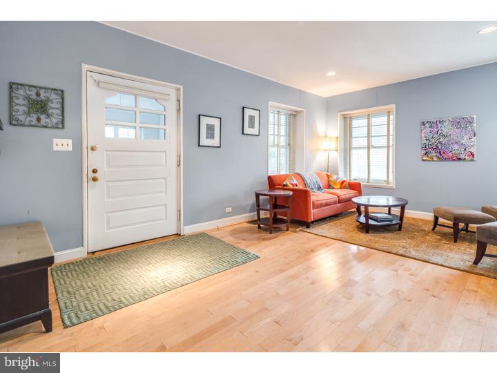 321 Kent Road Bala Cynwyd, PA 19004 - Photo 3 of 25 Living Room