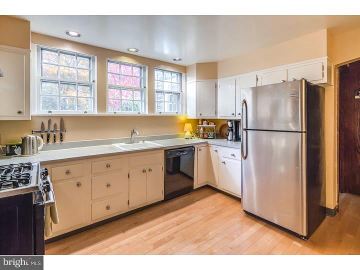 321 Kent Road Bala Cynwyd, PA 19004 - Photo 6 of 25 Kitchen