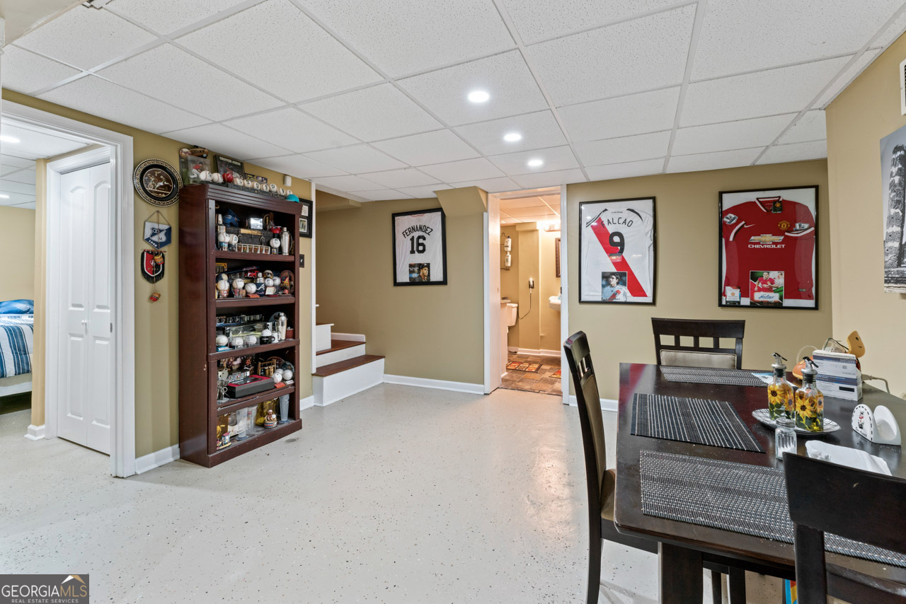 515 Valley Hill Road Stockbridge, GA 30281 - Photo 27 of 44 a view of a livingroom with furniture