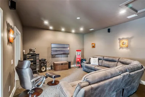 $2,499,000 | 2550 Venetian Way, Winter Park, FL 32789