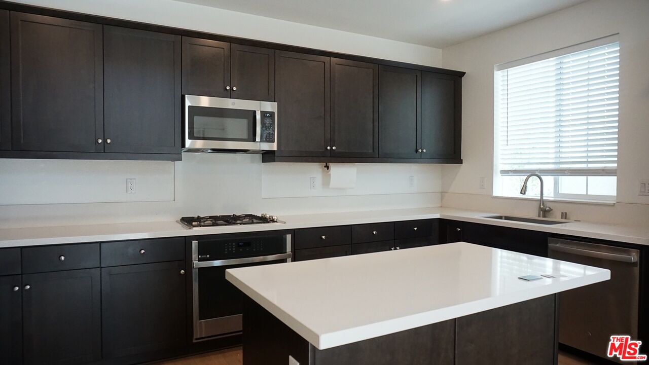 8564 Exposition Street Chino, CA 91708 - Photo 12 of 29