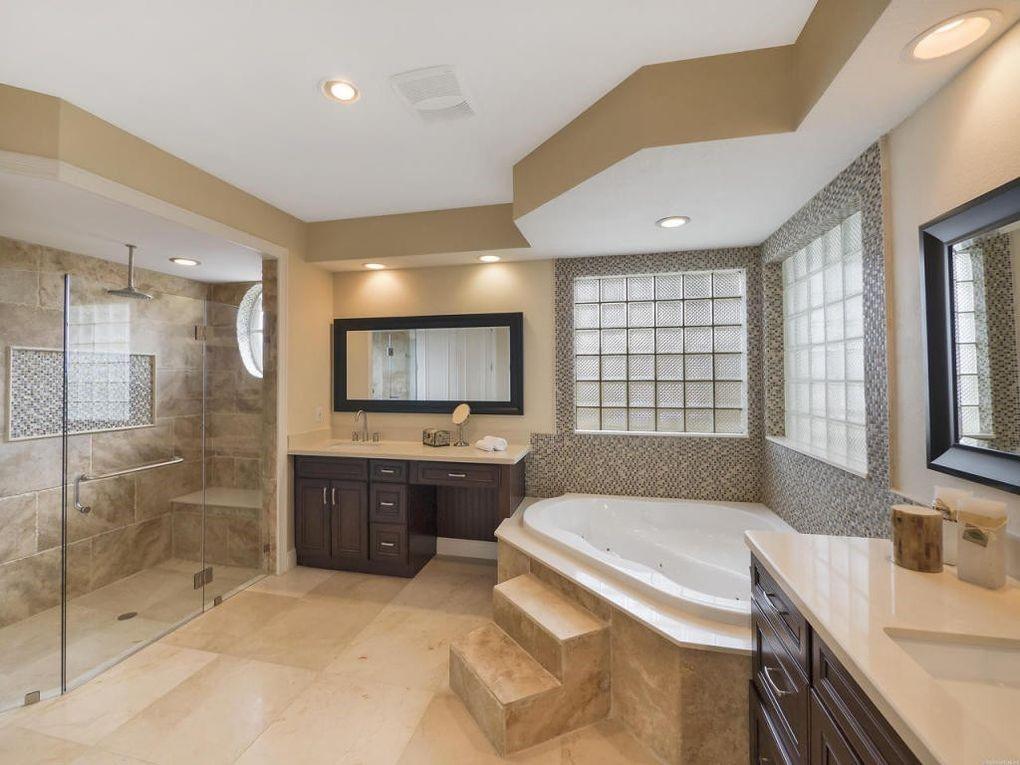 10570 Harich Lane Boca Raton, FL 33498 - Photo 11 of 27 Large Shower and soaking tub