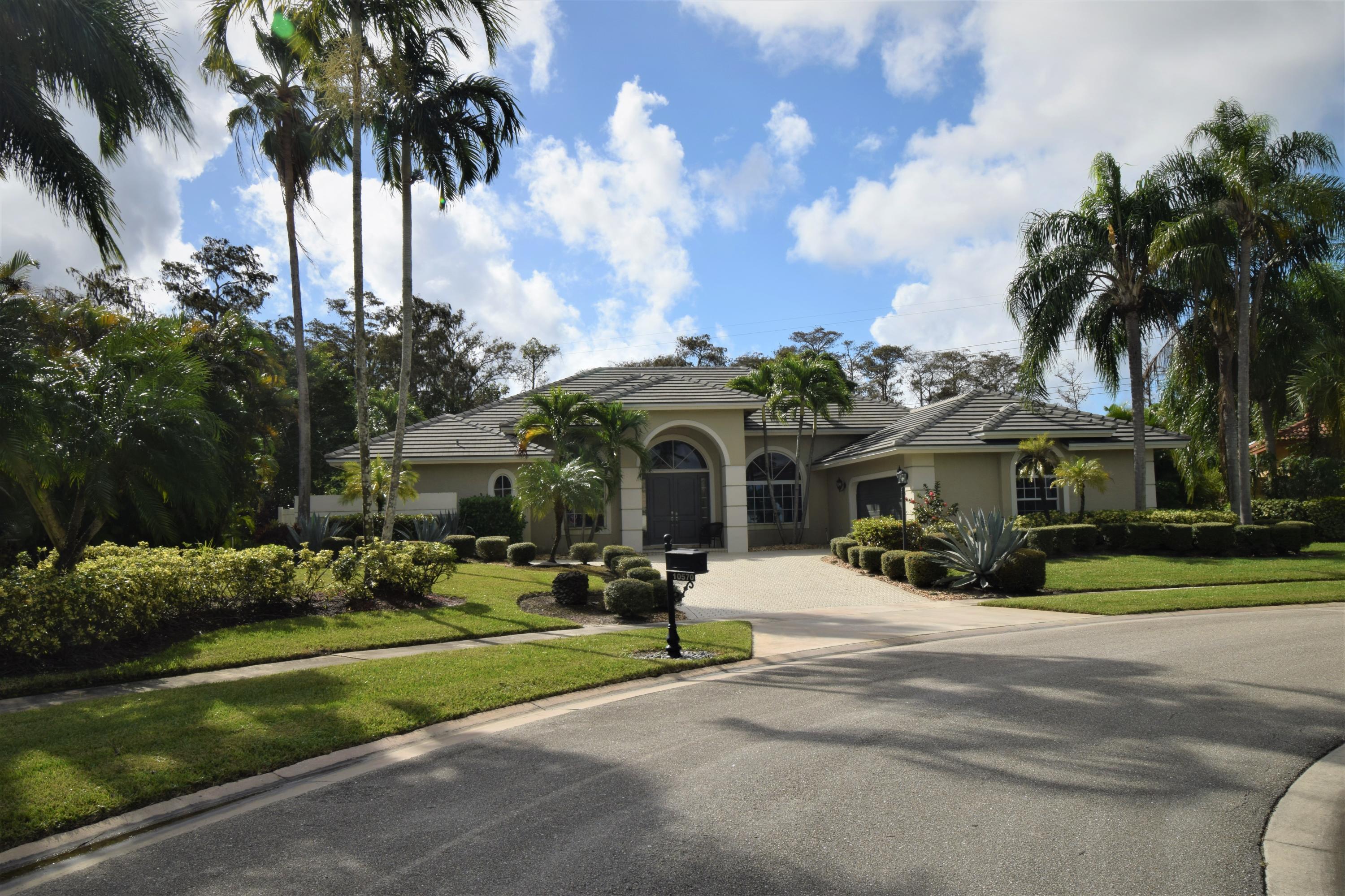 10570 Harich Lane Boca Raton, FL 33498 - Photo 3 of 27 Large cul-de-sac lot