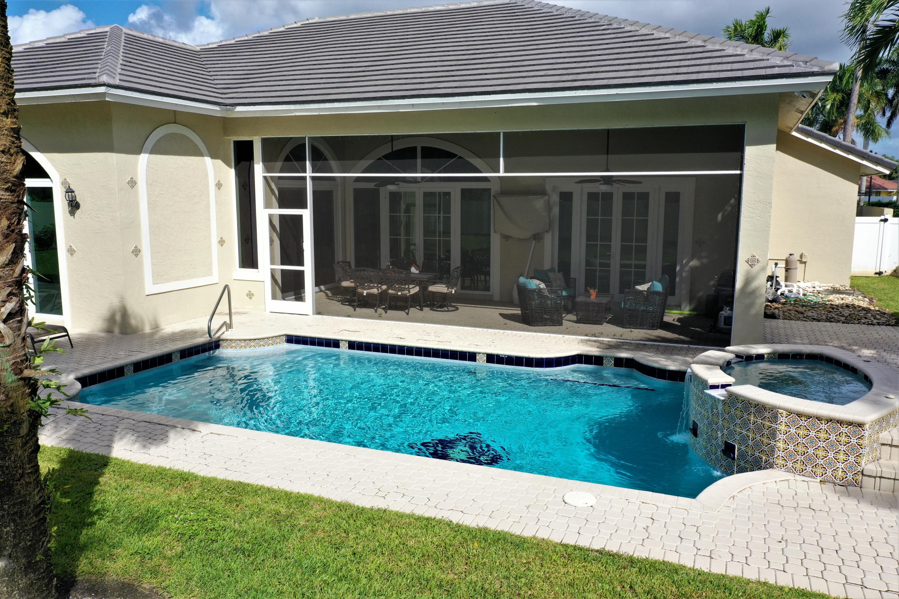 10570 Harich Lane Boca Raton, FL 33498 - Photo 6 of 27 Pool/spa/outdoor dining