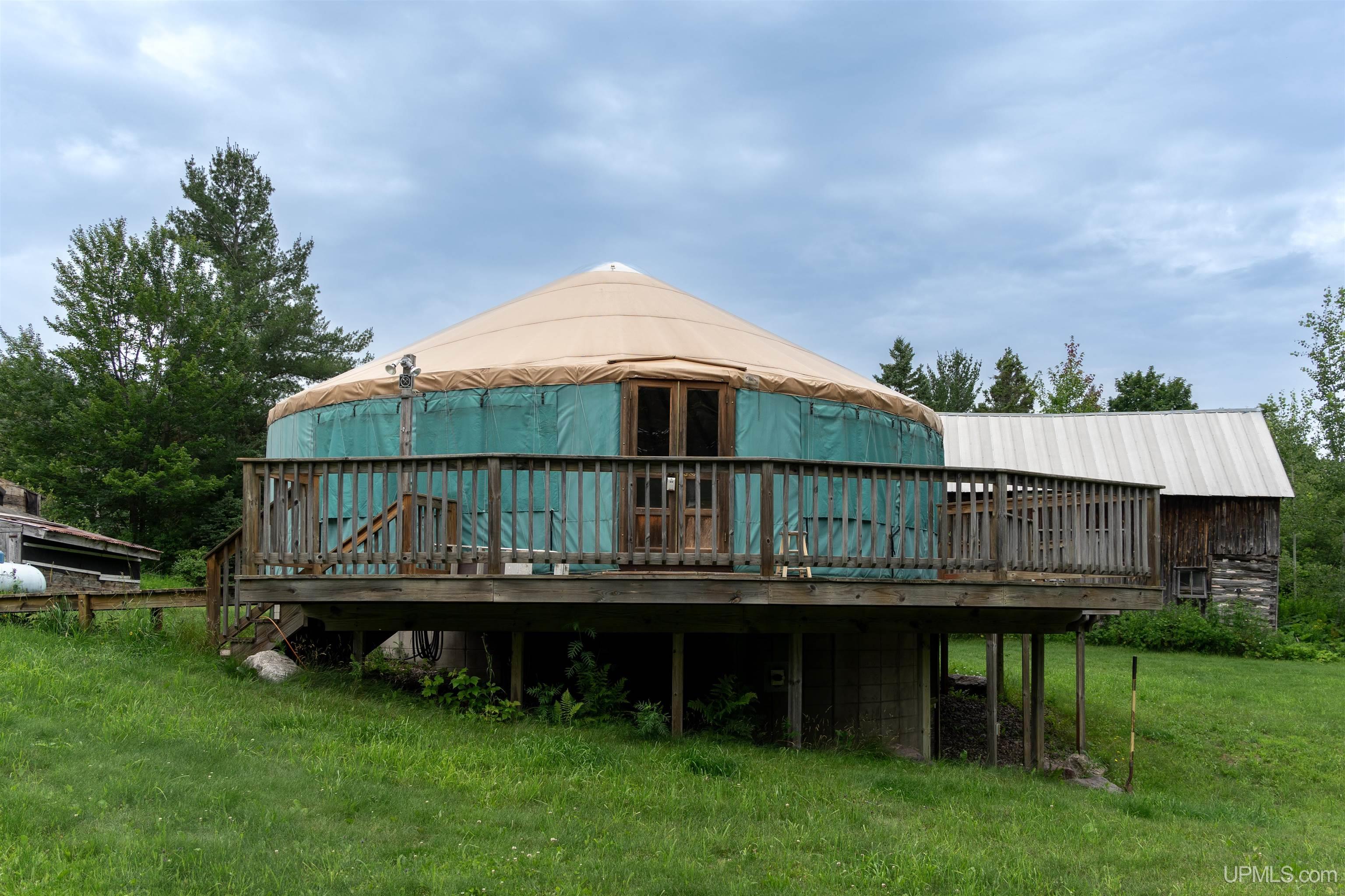 5040 County Road 581 Ishpeming, MI 49849 - Photo 5 of 24