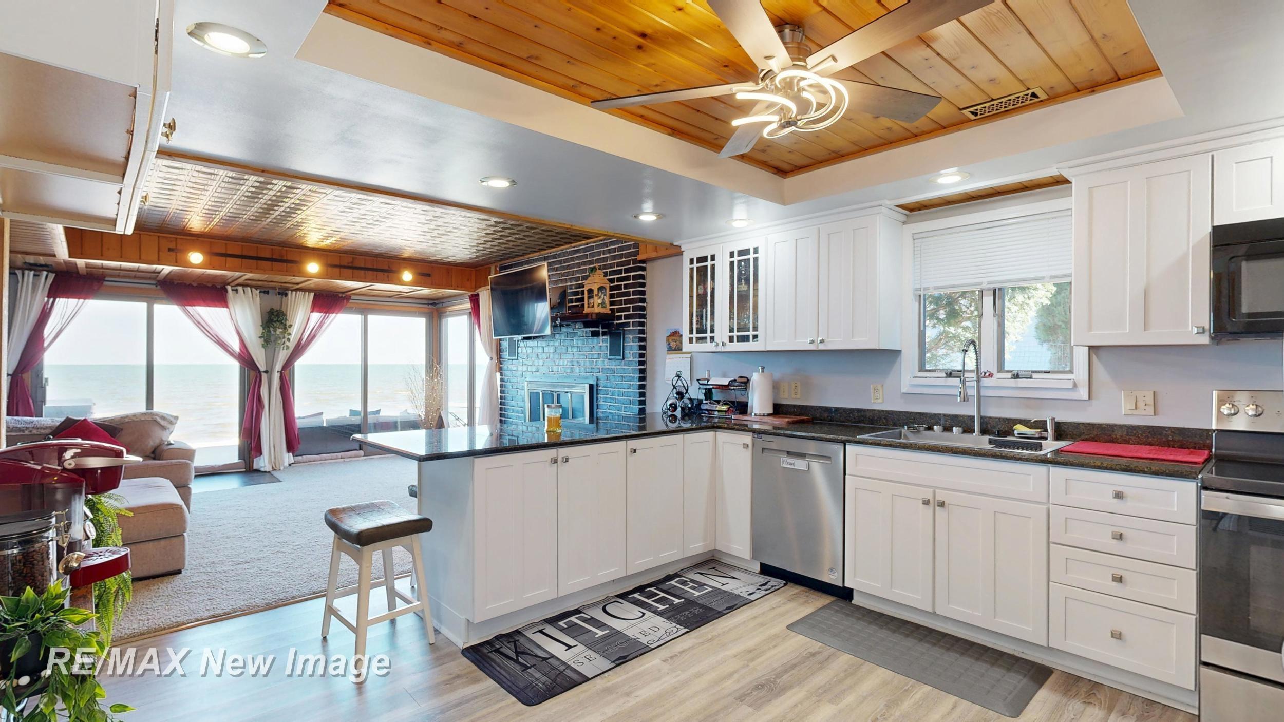 389 Ricoma Beach Road Bay City, MI 48706 - Photo 15 of 61