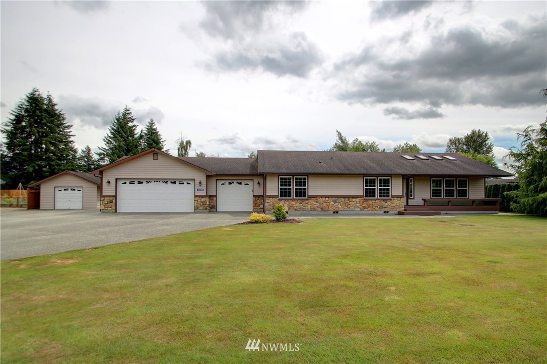 22784 Rallye Lane Sedro-Woolley, WA 98284 - Photo 3 of 25 Gallery Image 3