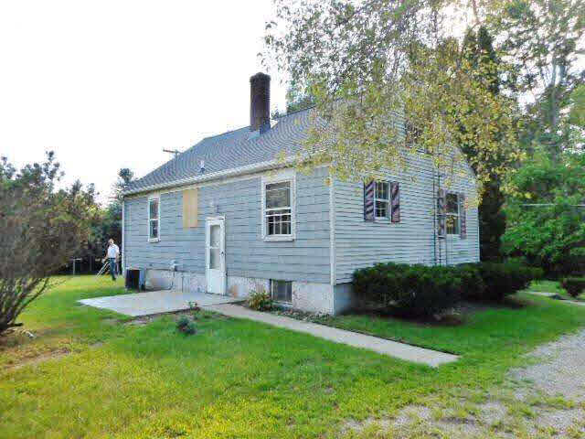 14418 North Lewis Road Clio, MI 48420 - Photo 18 of 19 21209415-17.JPG