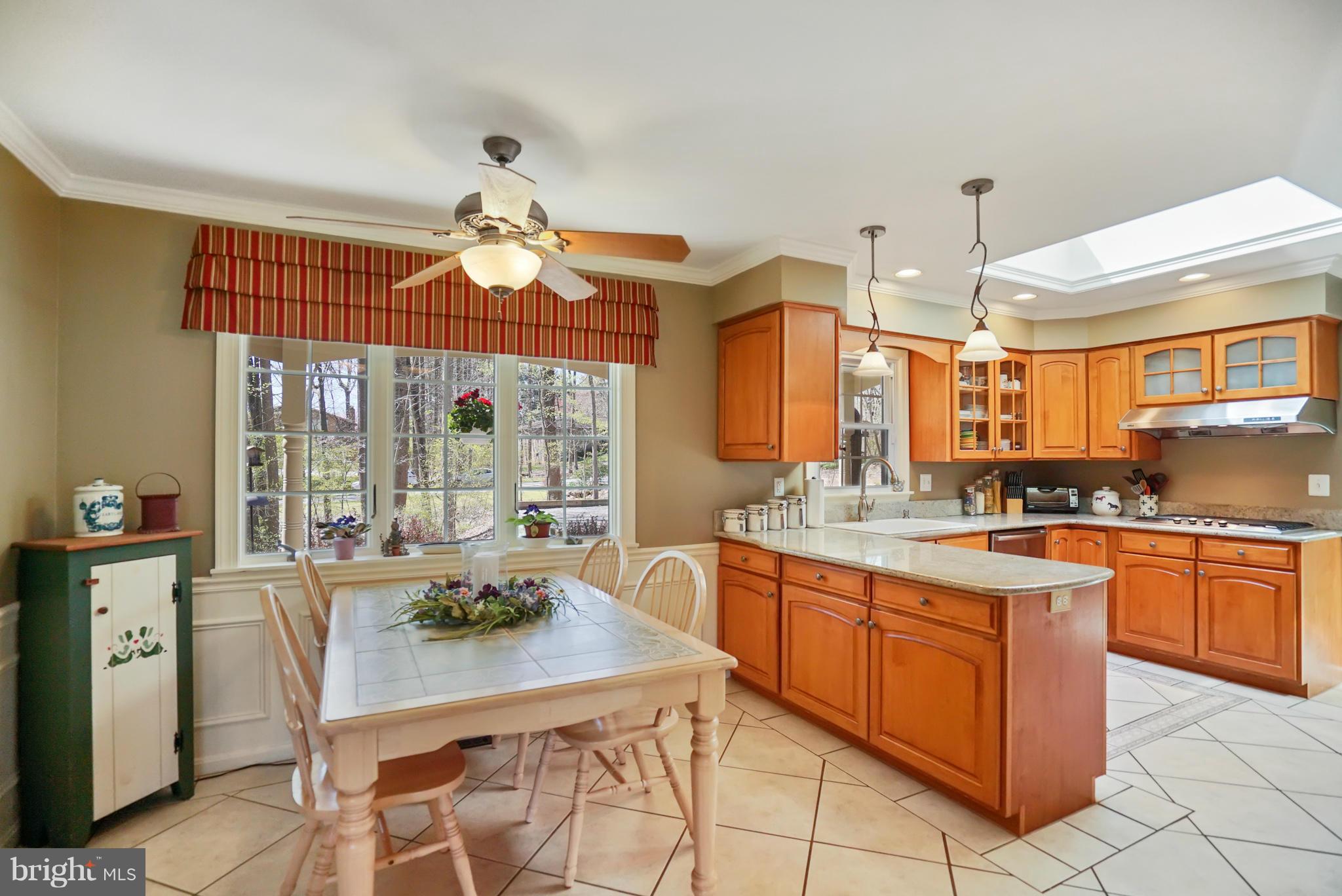 12246 Etchison Road Ellicott City, MD 21042 - Photo 2 of 30 Kitchen