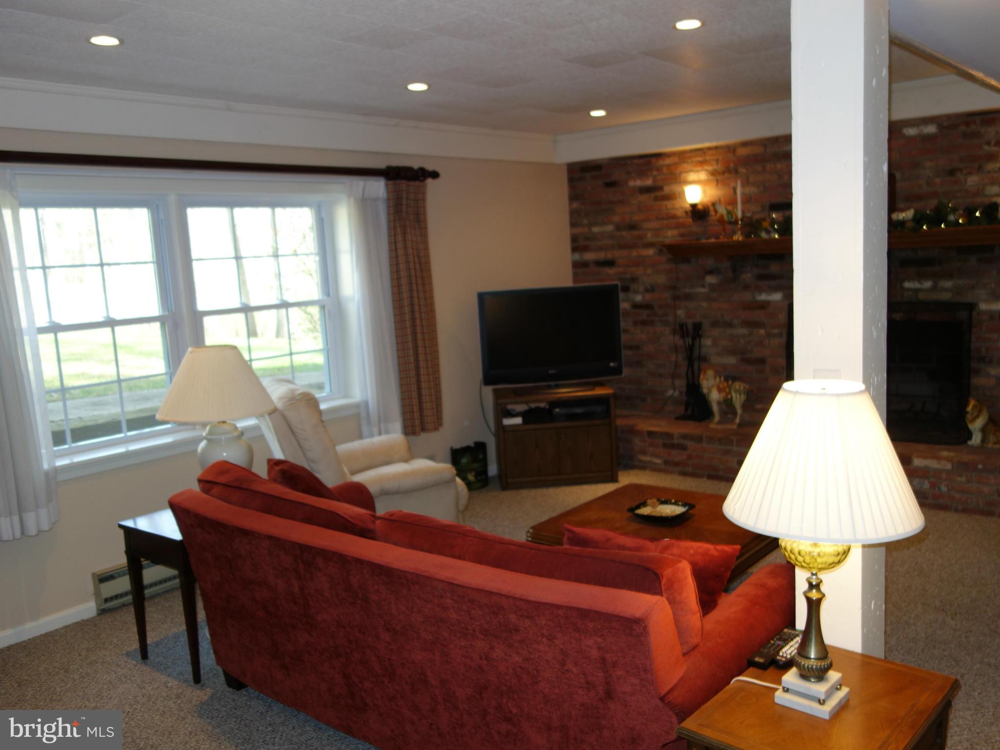 12246 Etchison Road Ellicott City, MD 21042 - Photo 16 of 30 Family Room