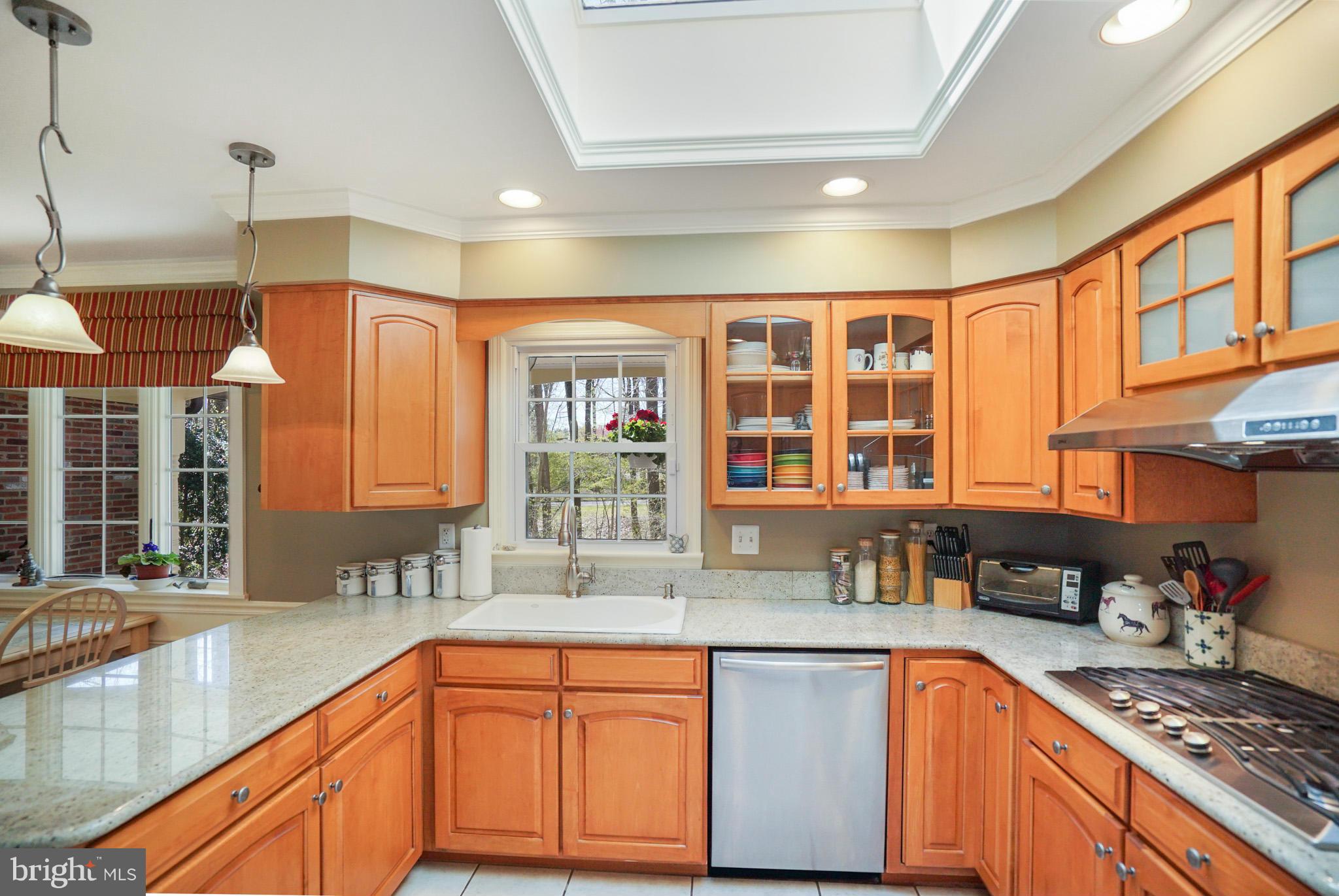 12246 Etchison Road Ellicott City, MD 21042 - Photo 5 of 30 Kitchen