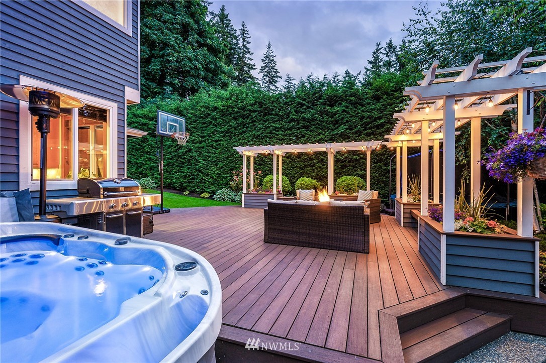 8712 200th Street Southwest Edmonds, WA 98026 - Photo 23 of 25 Gallery Image 23