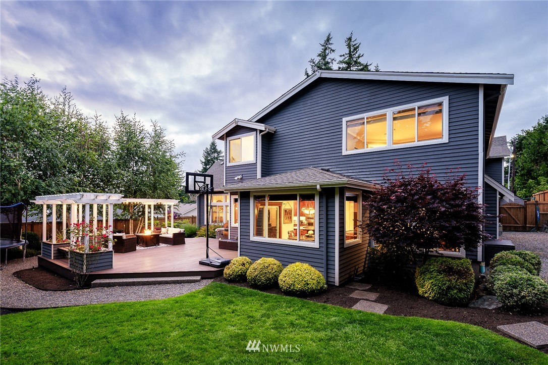 8712 200th Street Southwest Edmonds, WA 98026 - Photo 24 of 25 Gallery Image 24