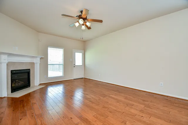 $2,000 | 21622 Crest Peak Way, Katy, TX 77449