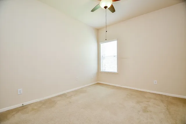 $2,000 | 21622 Crest Peak Way, Katy, TX 77449