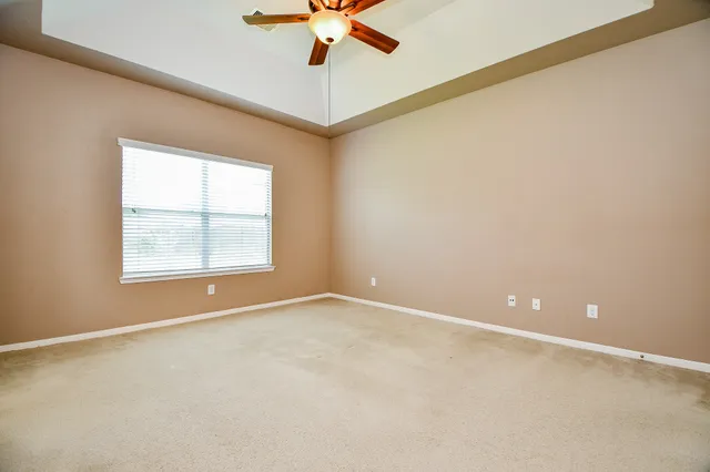 $2,000 | 21622 Crest Peak Way, Katy, TX 77449