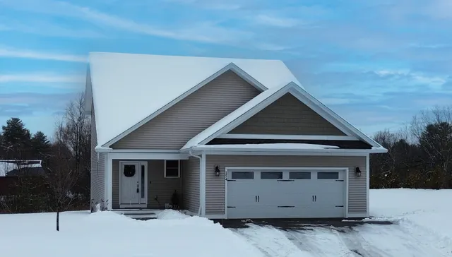 $699,900 | 154 Chase Court, Essex, VT 05452
