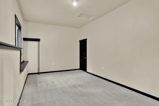 $899,000 | 42 West Seneacquoteen Drive, Priest River, ID 83856