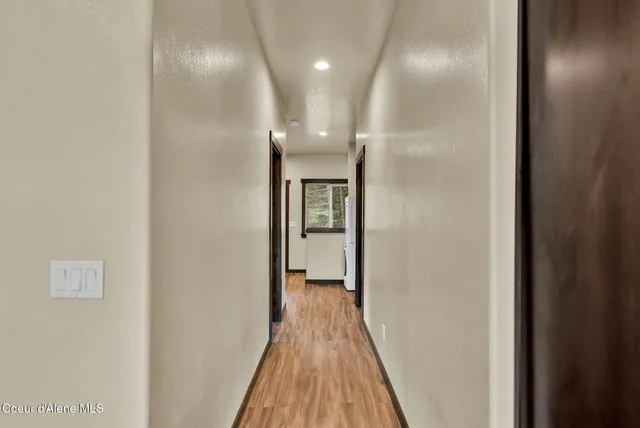 $899,000 | 42 West Seneacquoteen Drive, Priest River, ID 83856