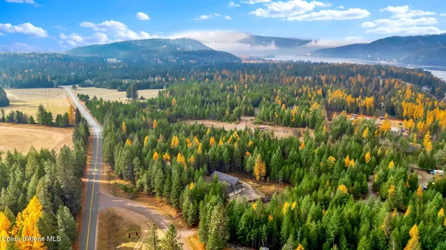 $899,000 | 42 West Seneacquoteen Drive, Priest River, ID 83856