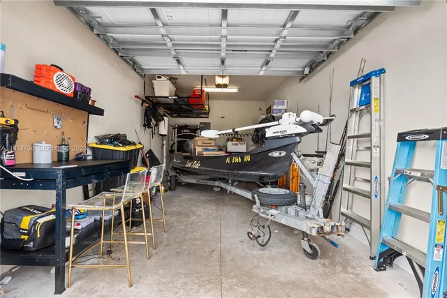 $3,500 | 1030 Eucalyptus Drive, Unit 2, Hollywood, FL 33021