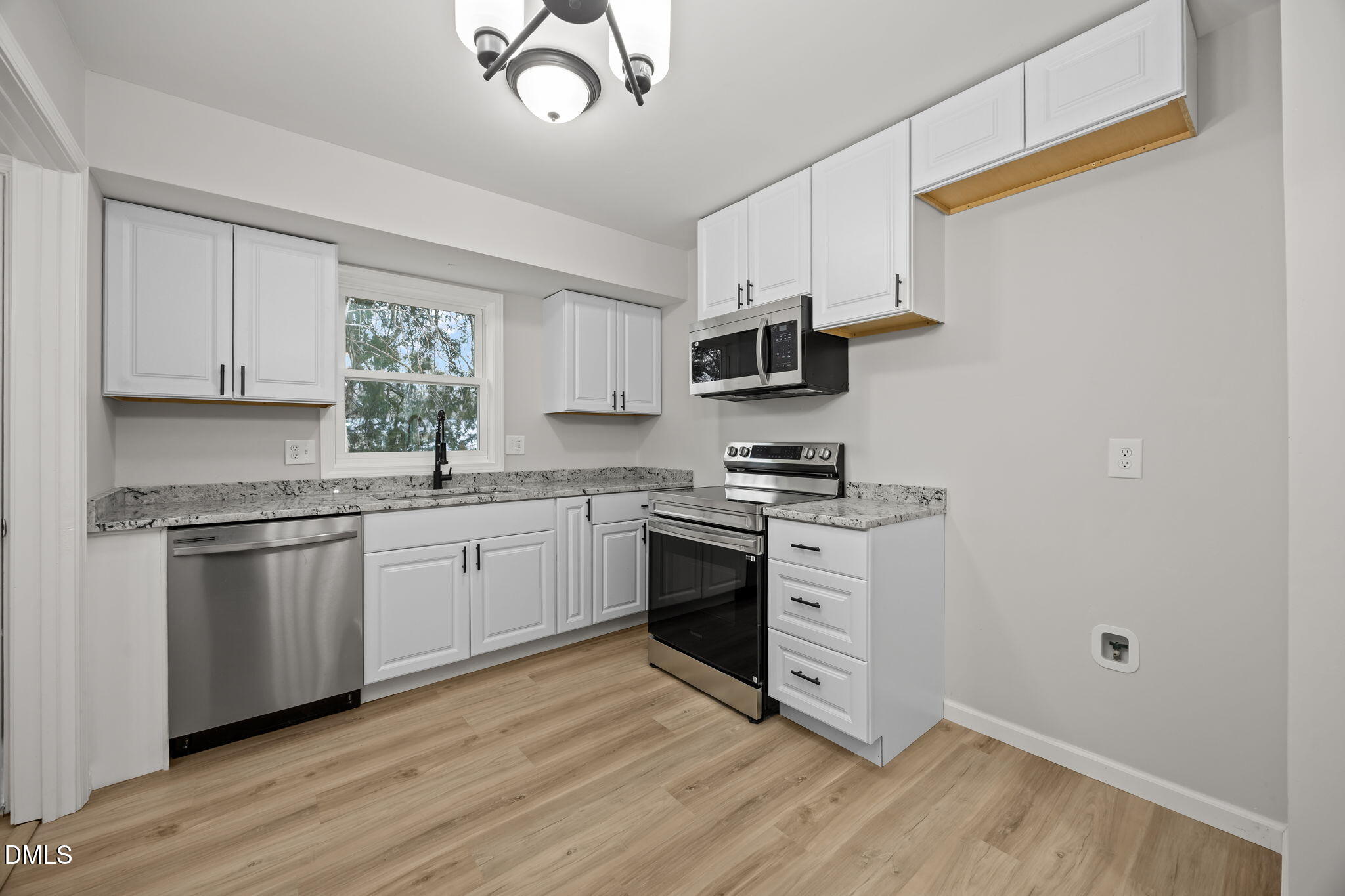 206 November Street Garner, NC 27529 - Photo 7 of 31 17-web-or-mls-IMG_0152