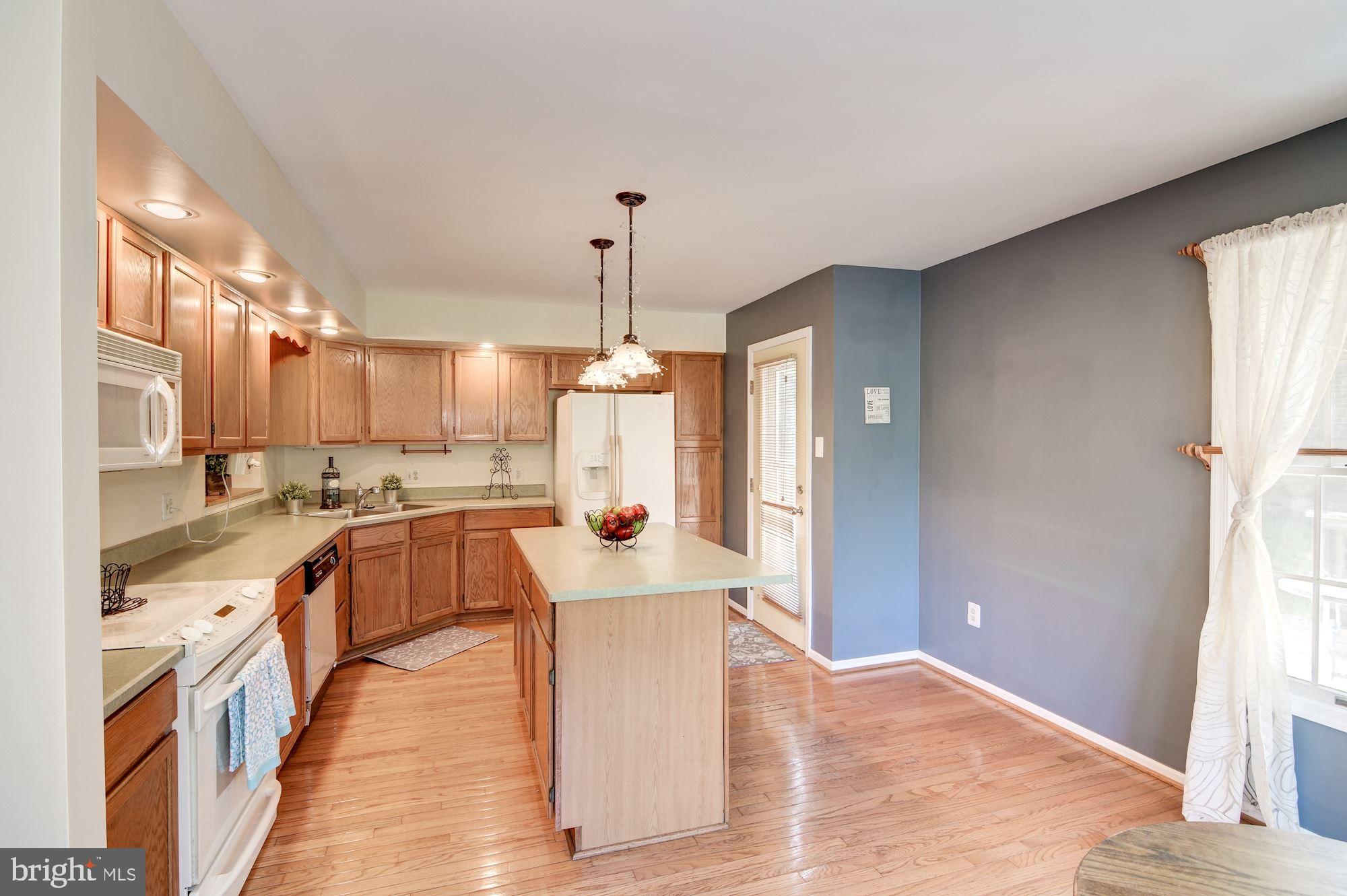 12233 Apache Tears Circle Laurel, MD 20708 - Photo 12 of 37