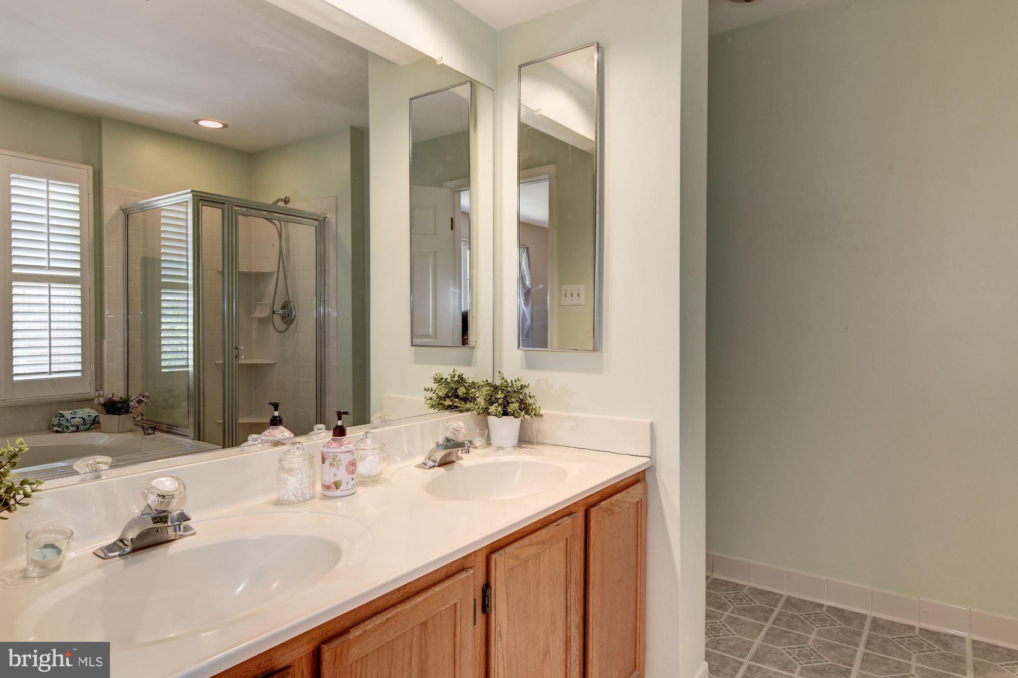 12233 Apache Tears Circle Laurel, MD 20708 - Photo 20 of 37