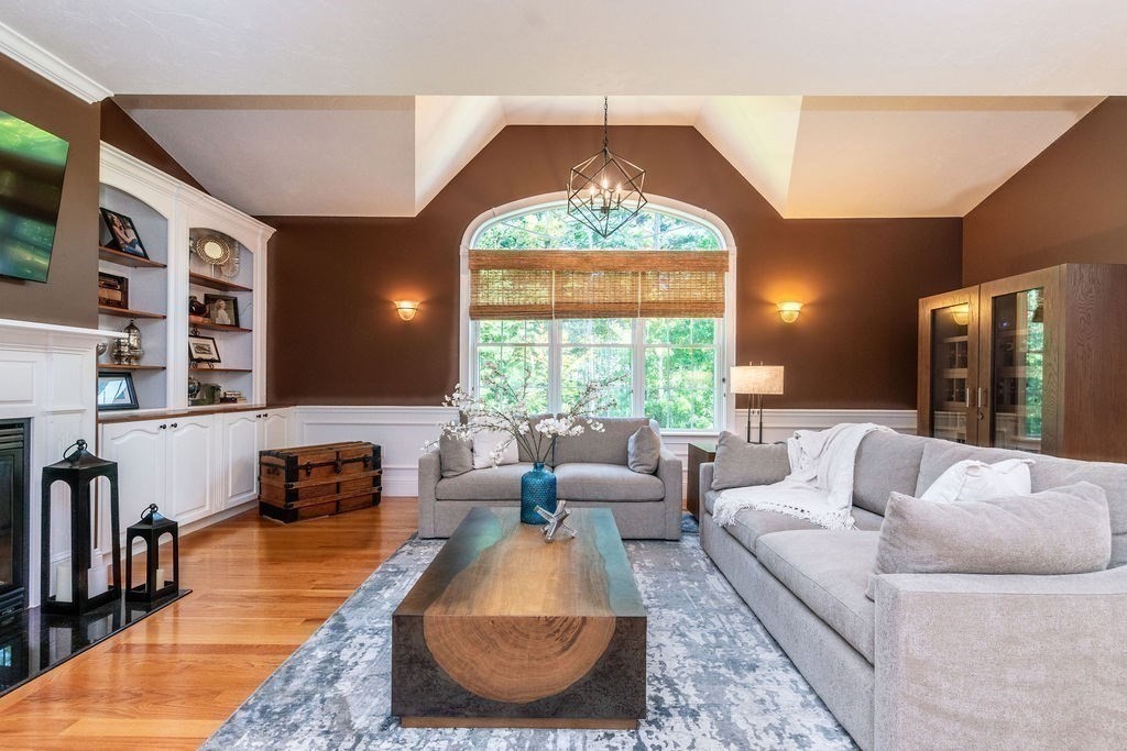 15 Connelly Hill Road Hopkinton, MA 01748 - Photo 17 of 42 Gallery Image 17