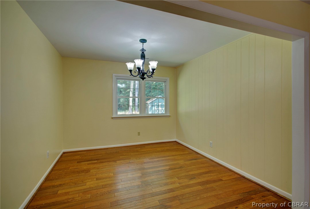 2526 Glebe Road Mathews, VA 23109 - Photo 11 of 33