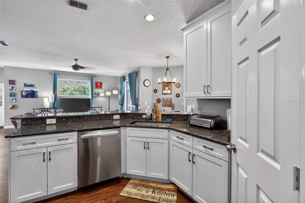 1014 Quaker Ridge Court Oviedo, FL 32765 - Photo 17 of 44