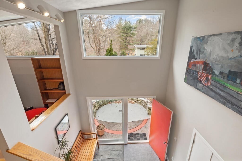 351 North Emerson Road Lexington, MA 02420 - Photo 4 of 30