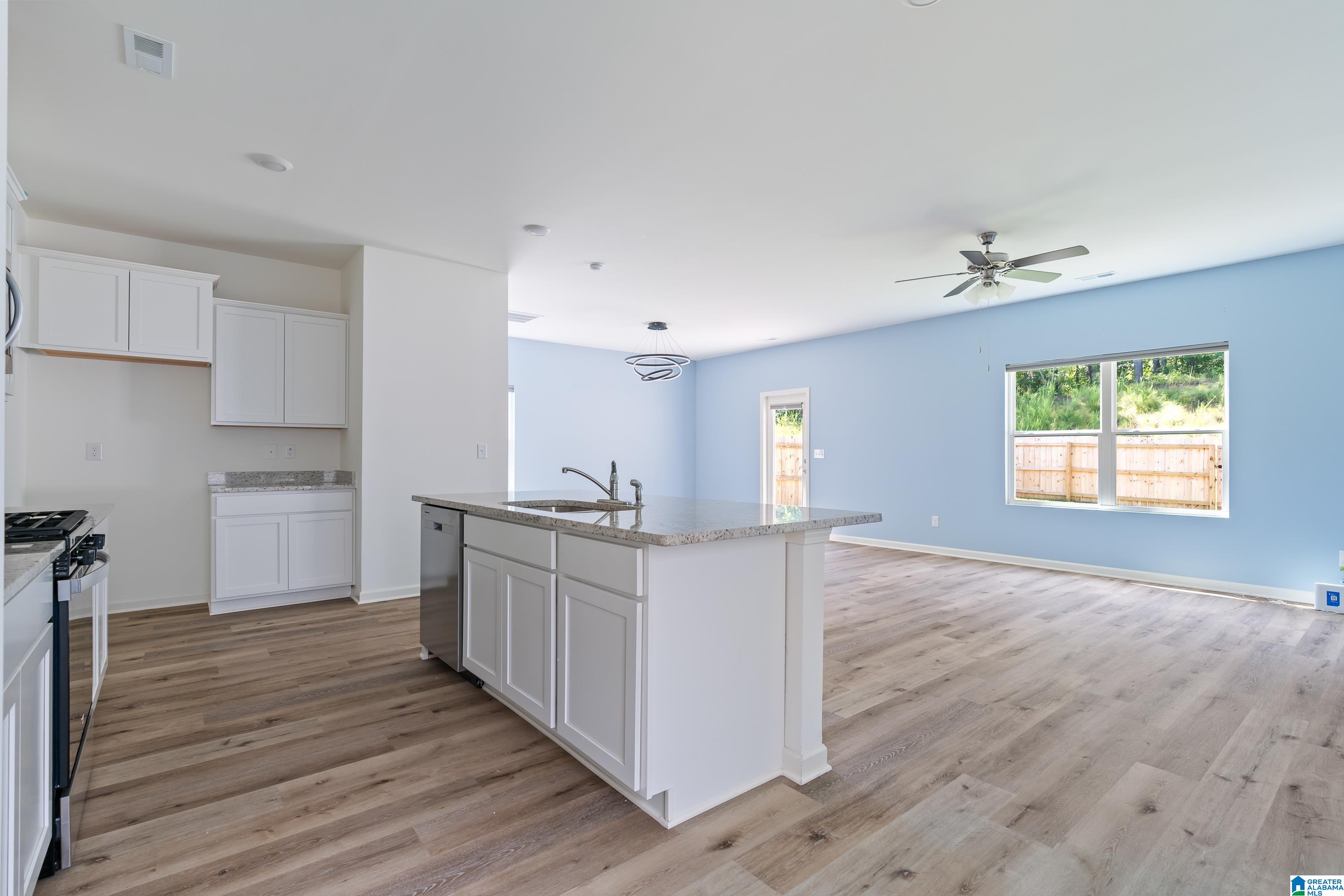 220 Chelsea Pk Circle Chelsea, AL 35043 - Photo 5 of 44