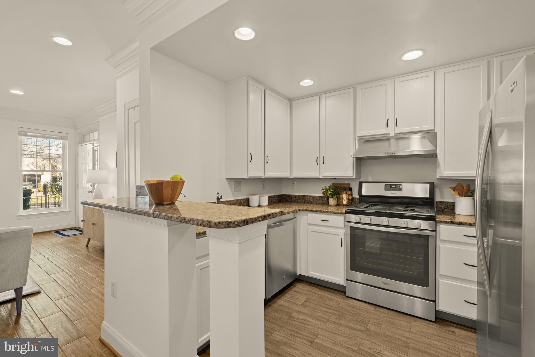 8093 Gatehouse Road, Unit 2 Falls Church, VA 22042 - Photo 13 of 35