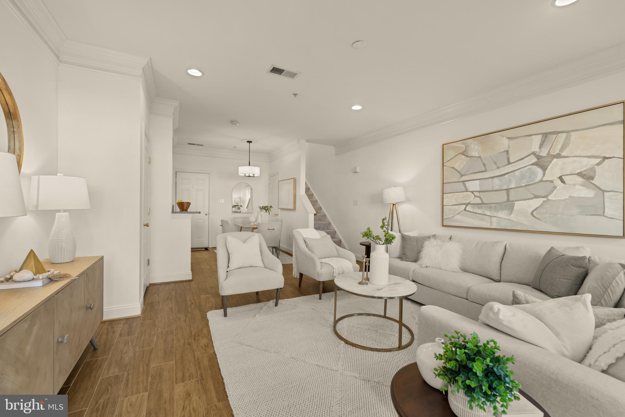 8093 Gatehouse Road, Unit 2 Falls Church, VA 22042 - Photo 5 of 35