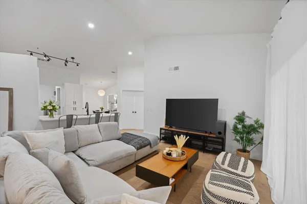 $469,000 | 12628 Shoreline Drive, Unit 9E, Wellington, FL 33414