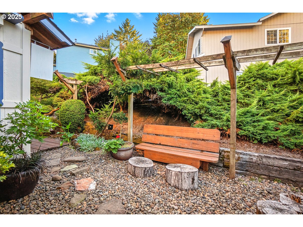 8715 Southwest Tachi Court Tualatin, OR 97062 - Photo 38 of 48 Yard