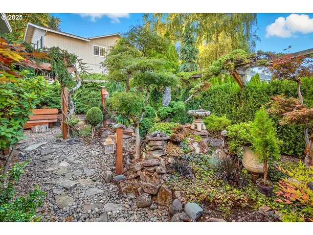 $675,000 | 8715 Southwest Tachi Court, Tualatin, OR 97062